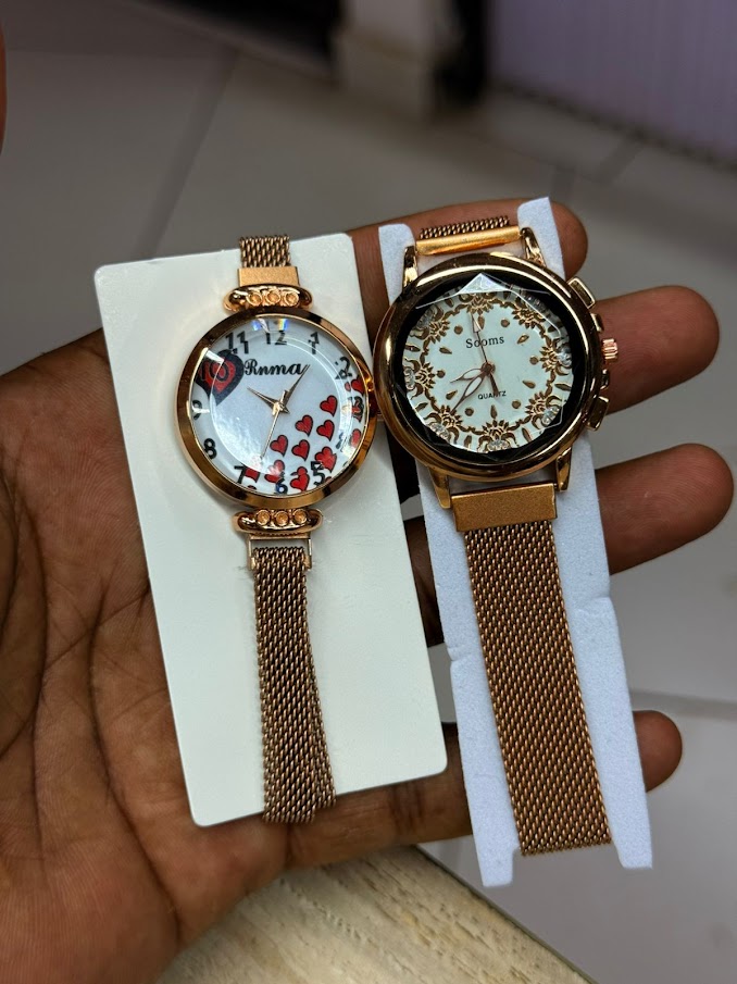 Ladies Magnetic Watch (Heart Dial)